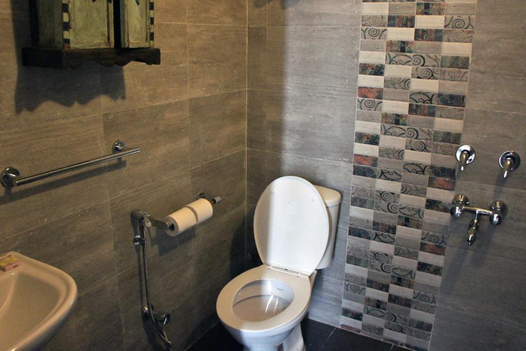 Двухместный (Стандартный двухместный номер с ванной комнатой вне номера), Bed and Chaï