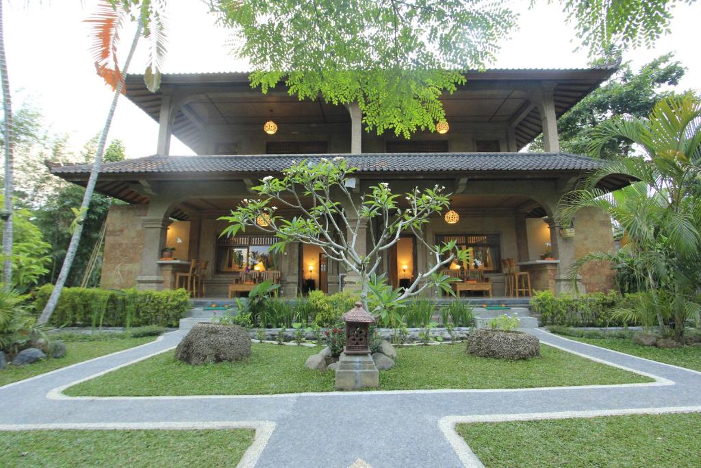 Двухместный (Улучшенный двухместный номер с 1 кроватью или 2 отдельными кроватями и видом на сад), Pekak Mangku Guest House