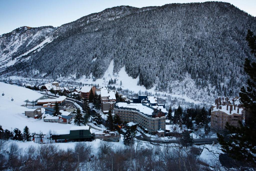 Tuc Blanc, Бакейра-Берет