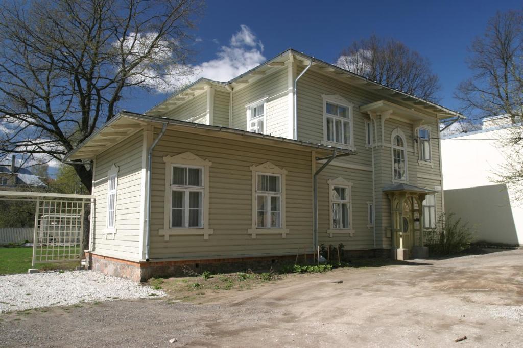 Kastani Home Accommodation, Тарту