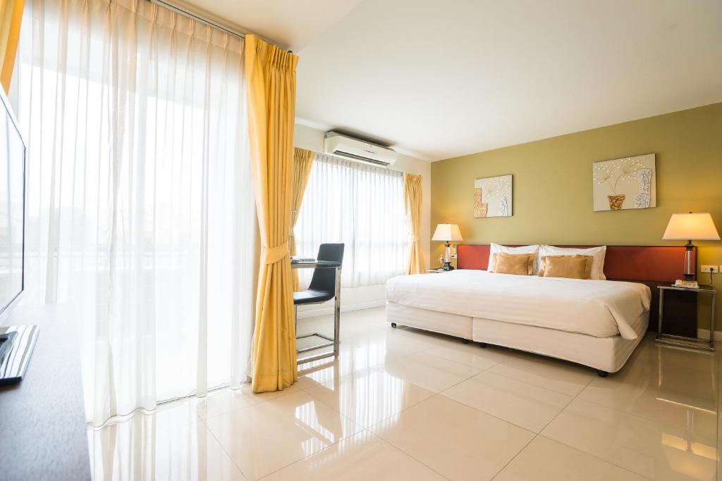 Отель Beyond Suite, Бангкок