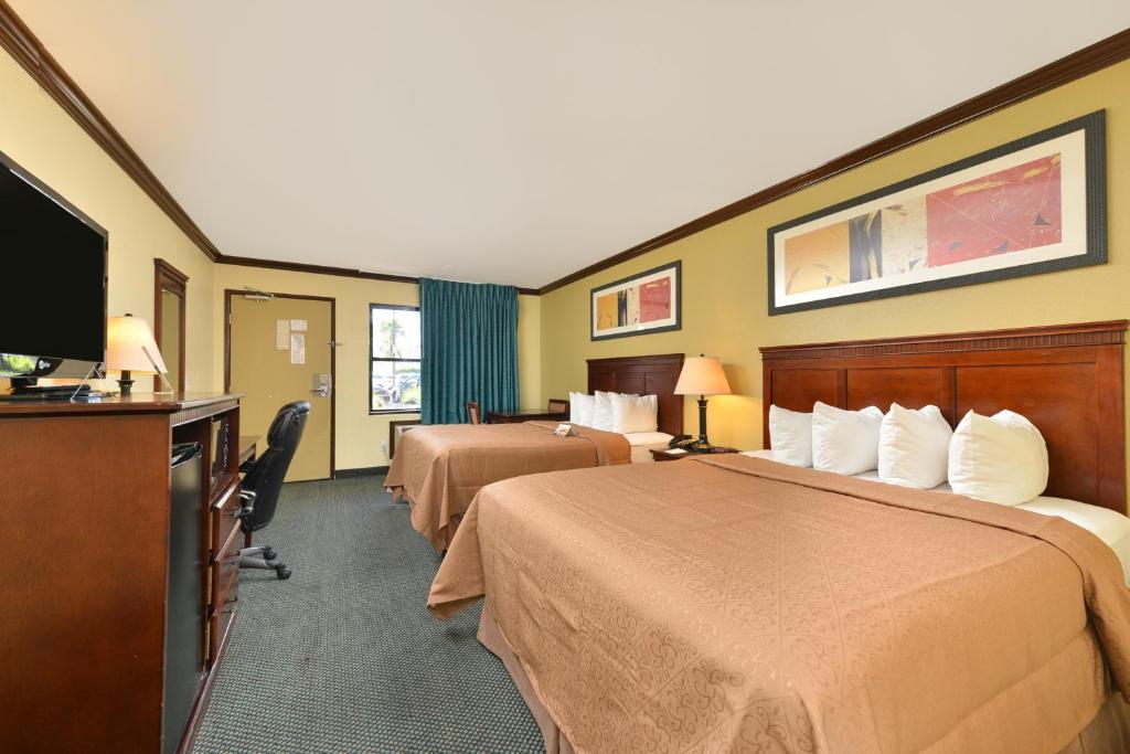 Двухместный (Стандартный номер с 2 кроватями размера «queen-size» - Для некурящих), Quality Inn San Diego I-5 Naval Base