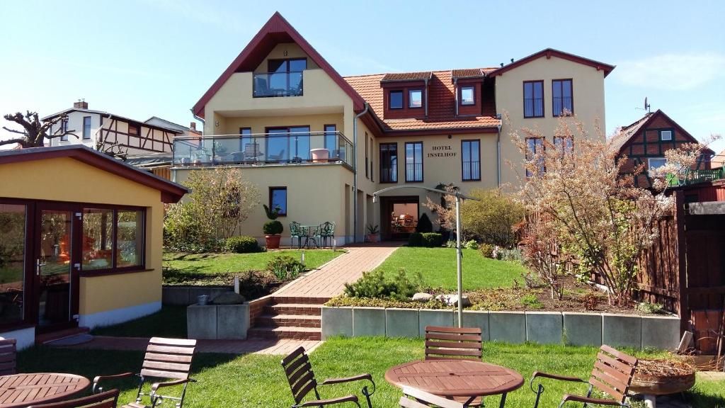 Hotel Inselhof, Шверин