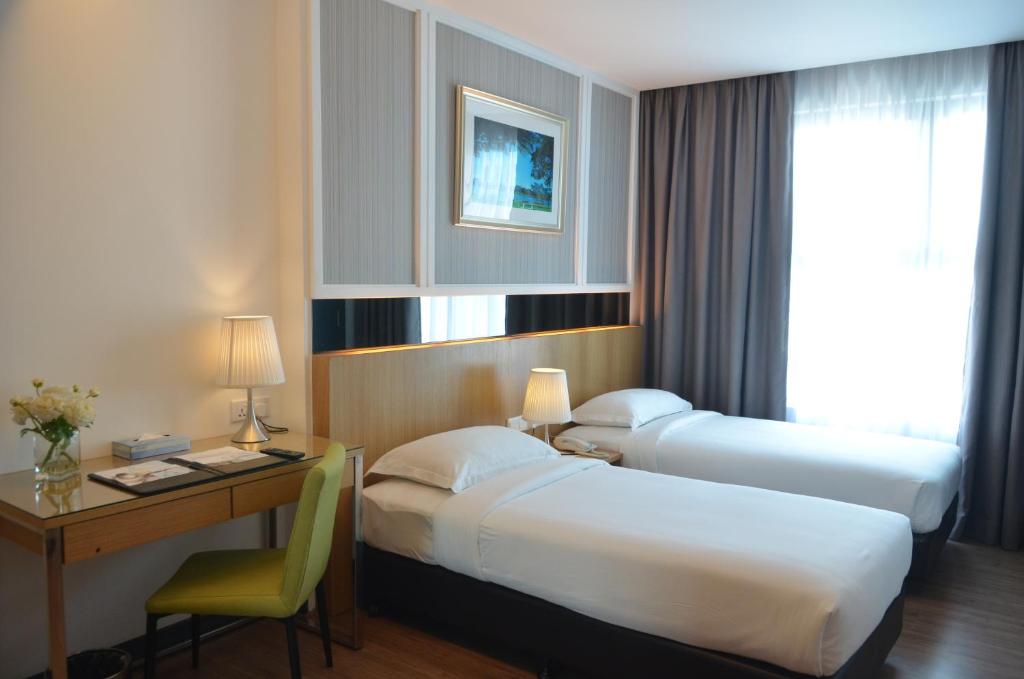 Двухместный (Улучшенный двухместный номер с 2 отдельными кроватями), Hotel Transit Kuala Lumpur