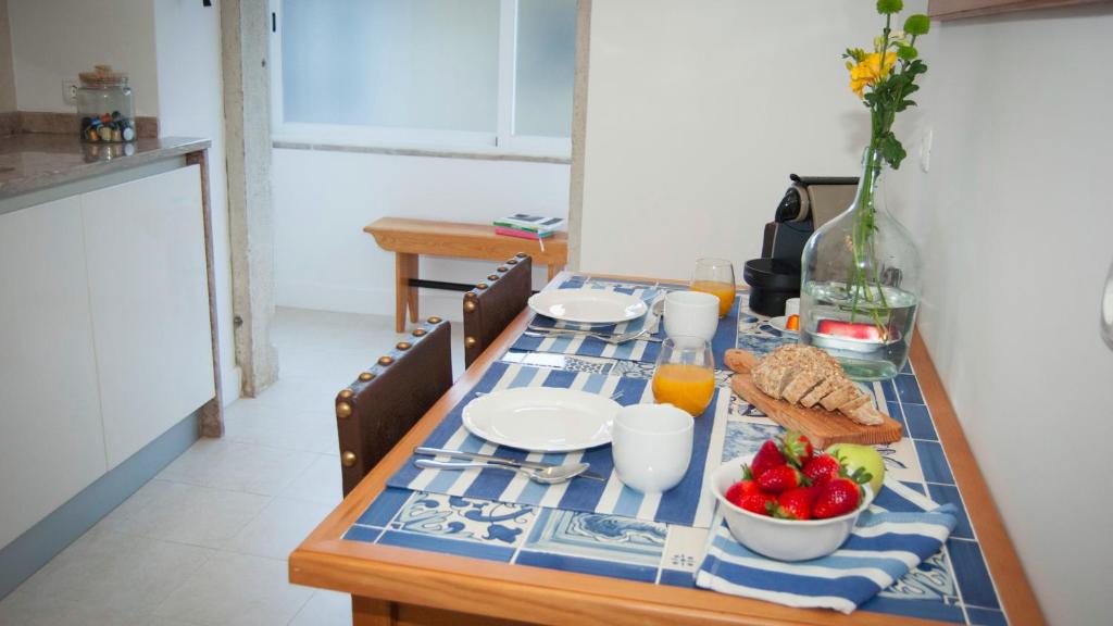 Апартаменты (Апартаменты с 2 спальнями и балконом), Otilia Apartments