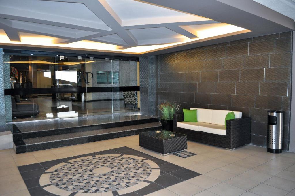 Hotel Abastos Plaza, Мехико