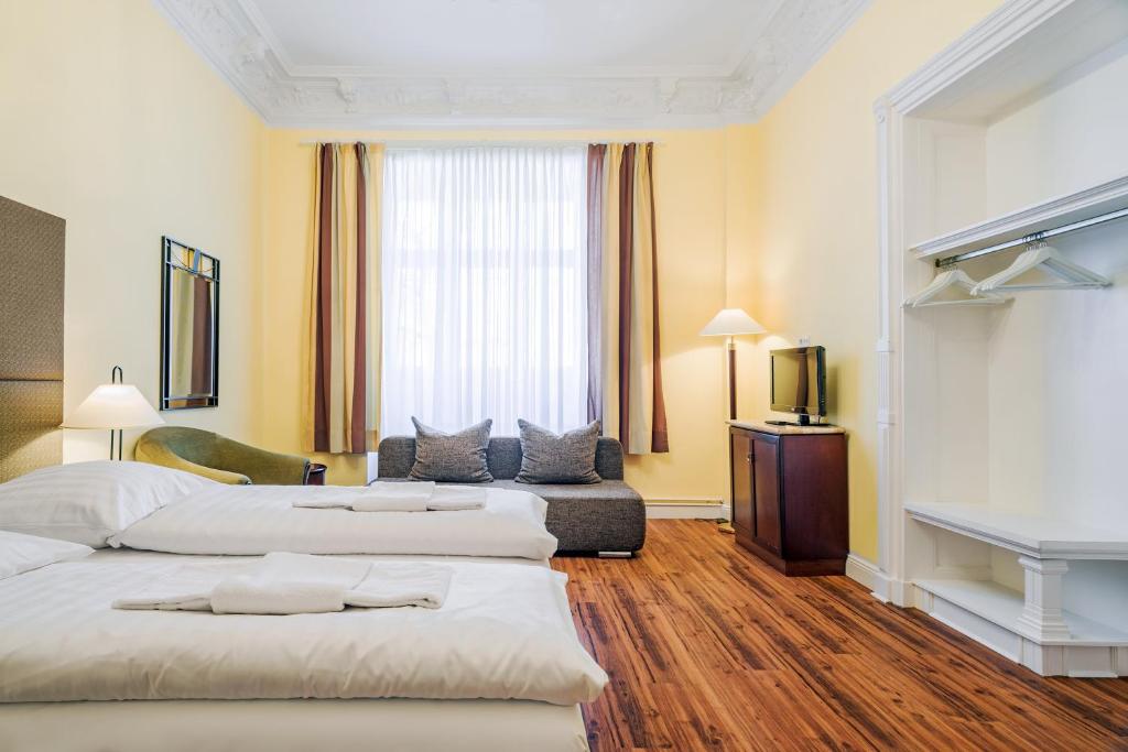 Четырехместный (Четырехместный номер), Hotel-Pension Michele