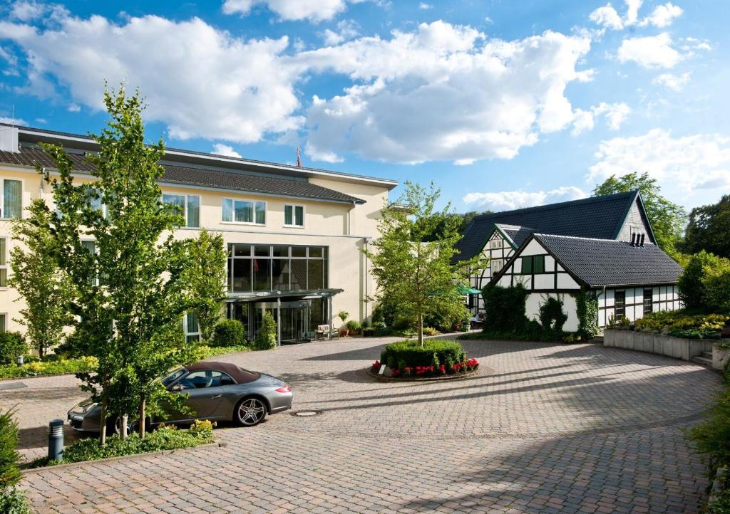 Landhotel Krummenweg, Дюссельдорф