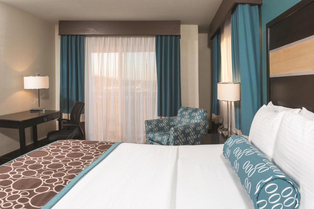Двухместный (Номер с кроватью размера «queen-size»), La Quinta by Wyndham San Diego Mission Bay