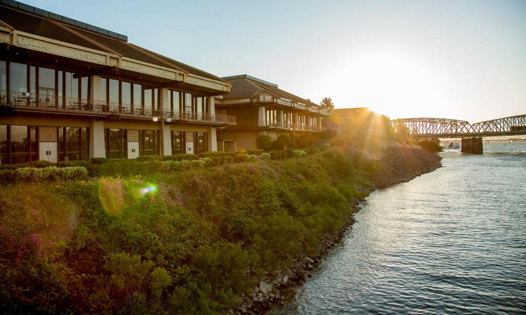 Red Lion Hotel on the River Jantzen Beach Portland, Портленд