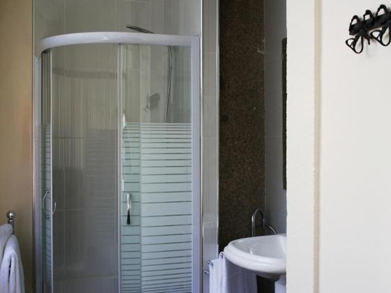 Четырехместный (Четырехместный номер), Pedra Iberica