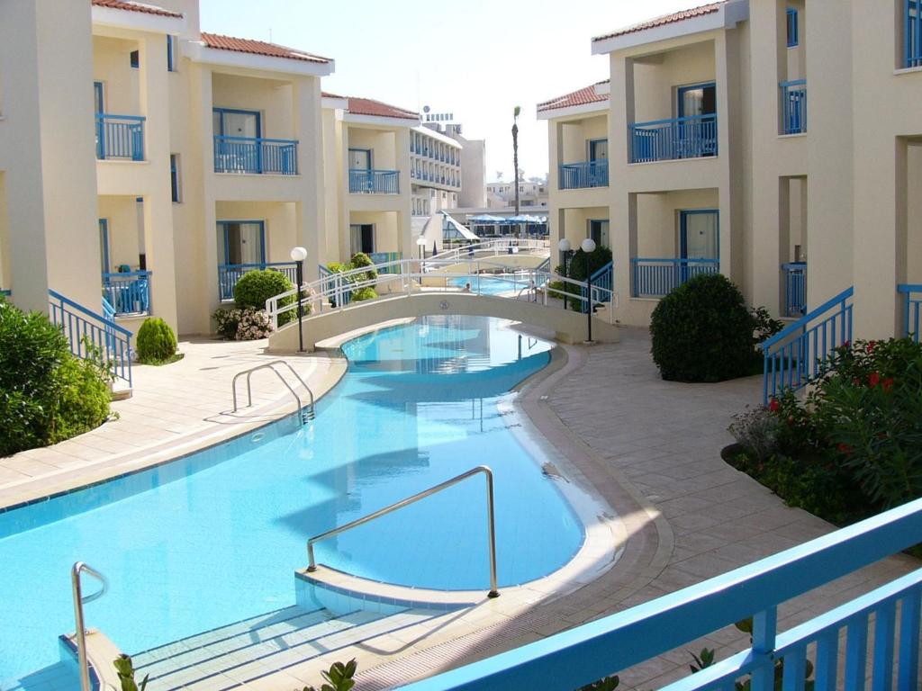 Kissos Hotel, Пафос