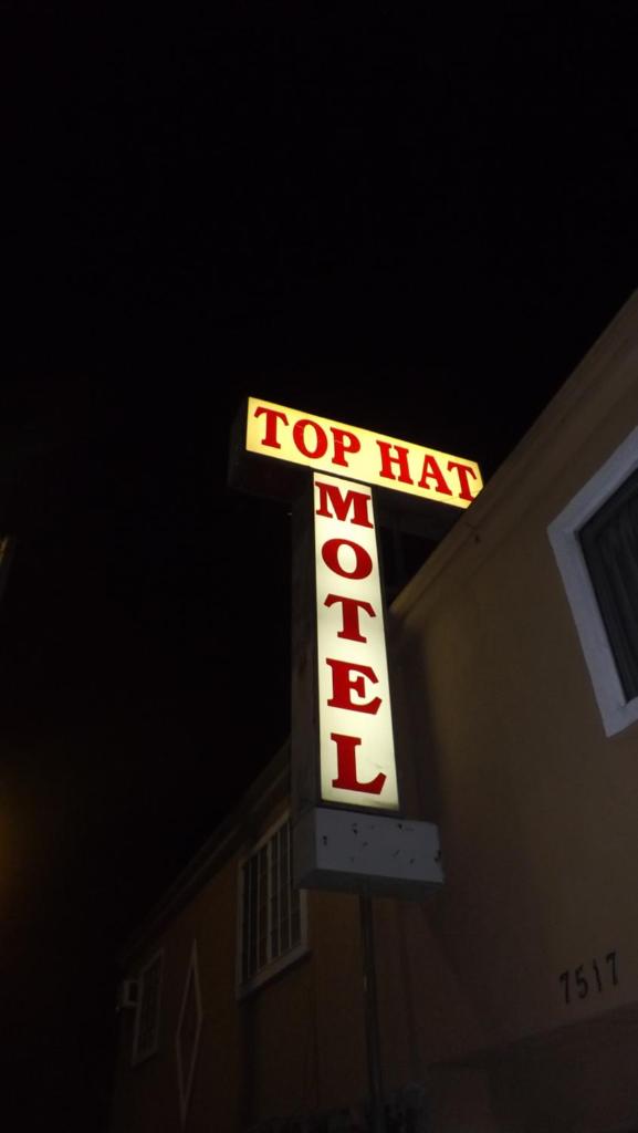 Top Hat Motel, Лос-Анджелес