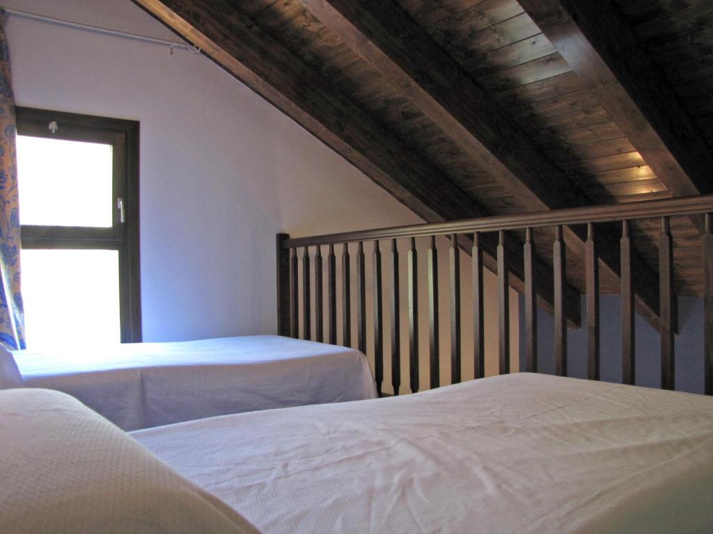 Семейный (Семейный номер с видом на горы (для 2 взрослых и 2 детей)), Hotel Sesué