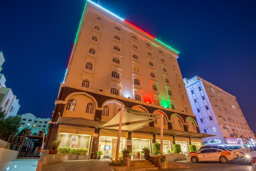 Waves International Hotel, Маскат