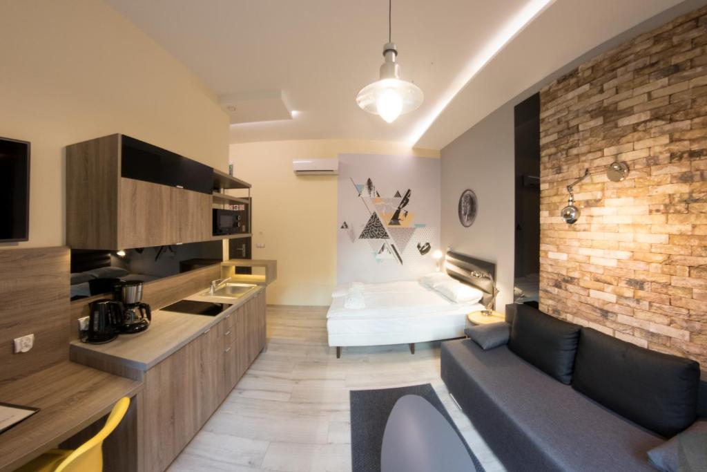 Студио (Номер-студио Делюкс), Yourplace M57 Apartments