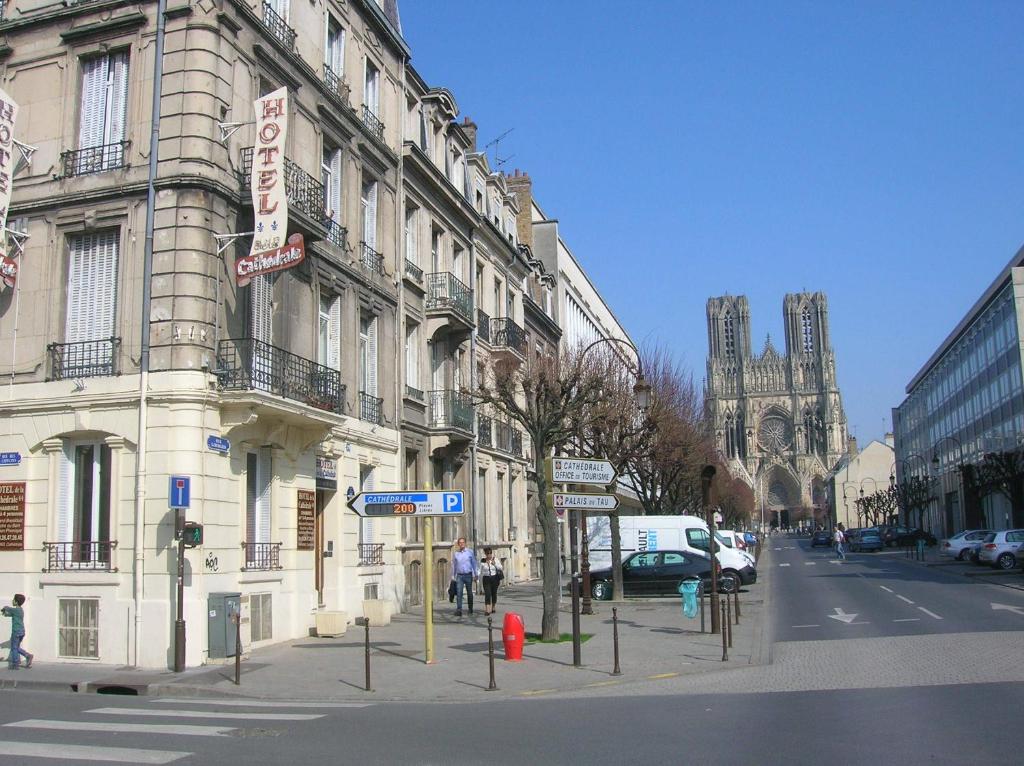 Hôtel De La Cathédrale, Реймс