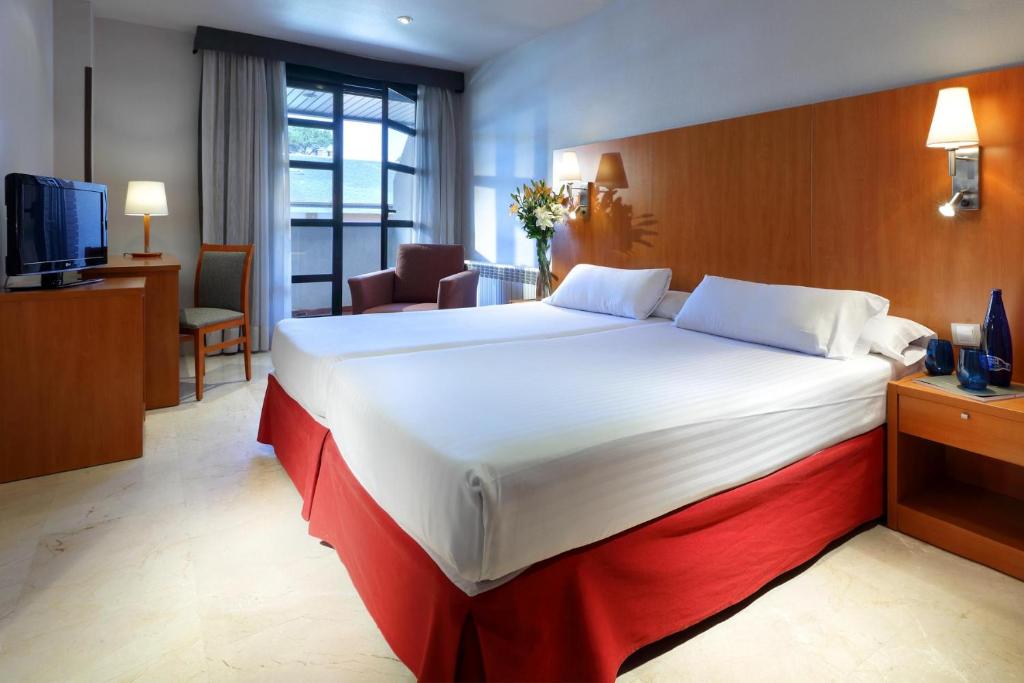 Exe Gran Hotel Almenar, Мадрид