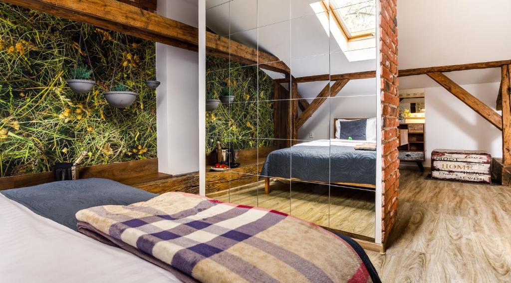 Сьюит (Полулюкс в мансарде), Art & Garden Residence