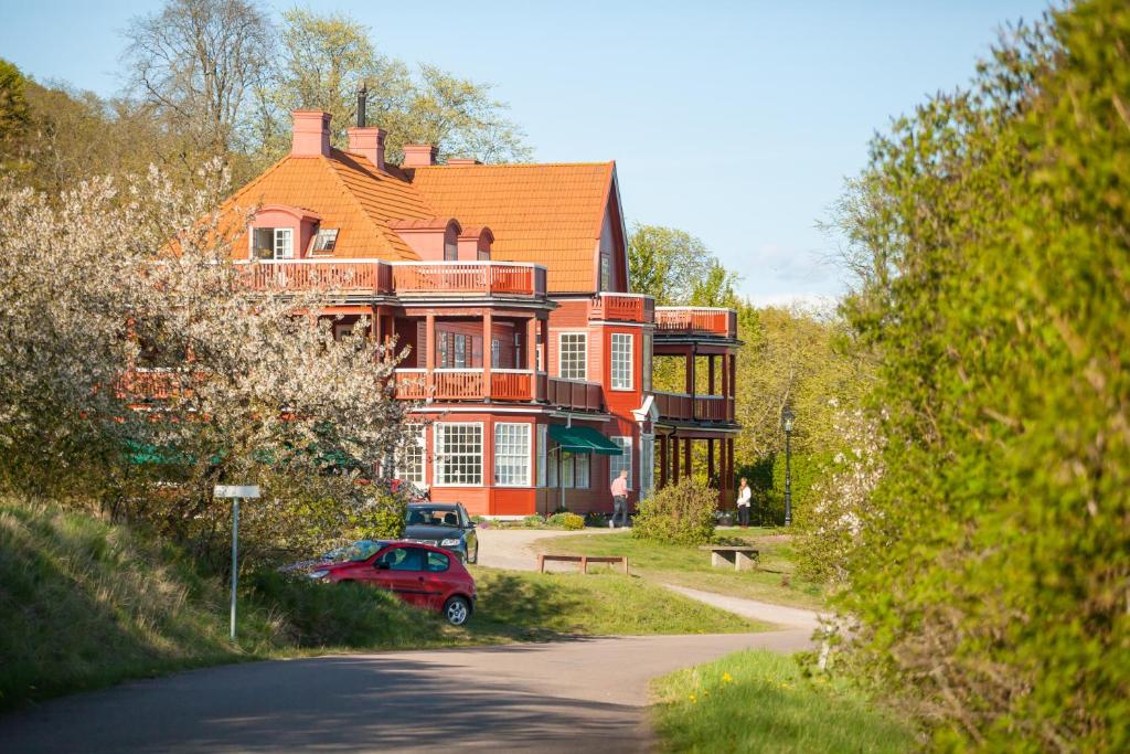 Ombergs Turisthotell, Мутала