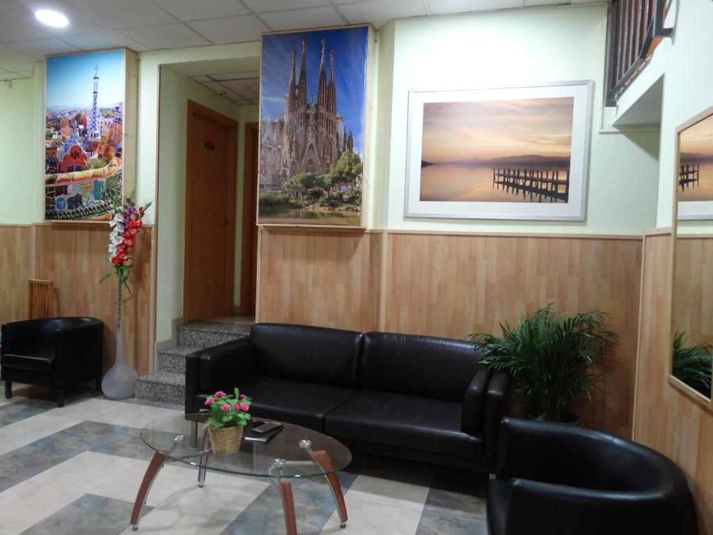 Hostal Mont Thabor, Барселона