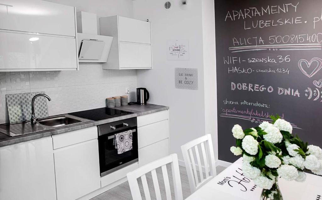 Апартаменты (Апартаменты с балконом), Apartamenty Szewska 7