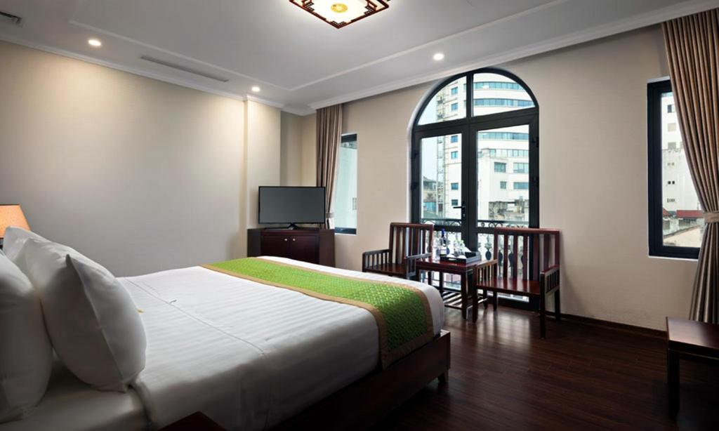 Сьюит (Люкс «Премьер») отеля Binh Anh Hotel Hanoi, Ханой