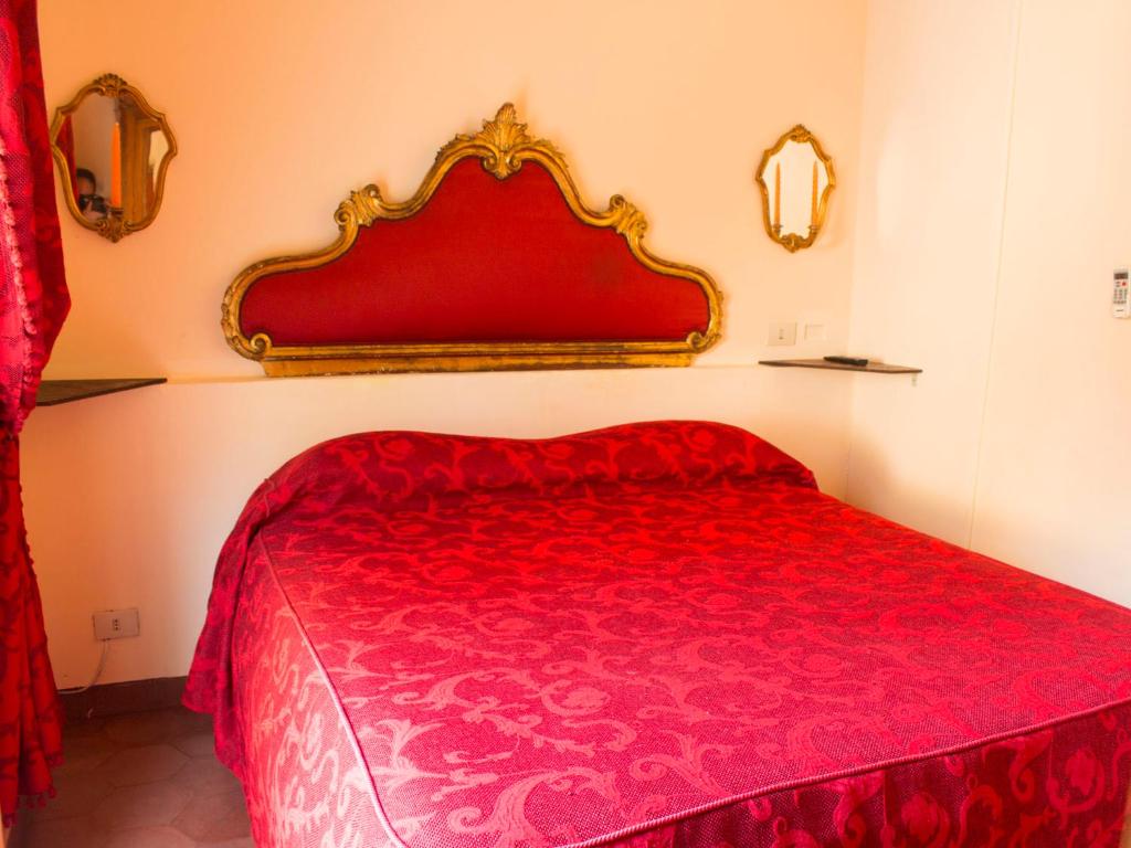Двухместный (Двухместный номер с 1 кроватью и общей ванной комнатой) отеля Principe Di Francalanza, Катания
