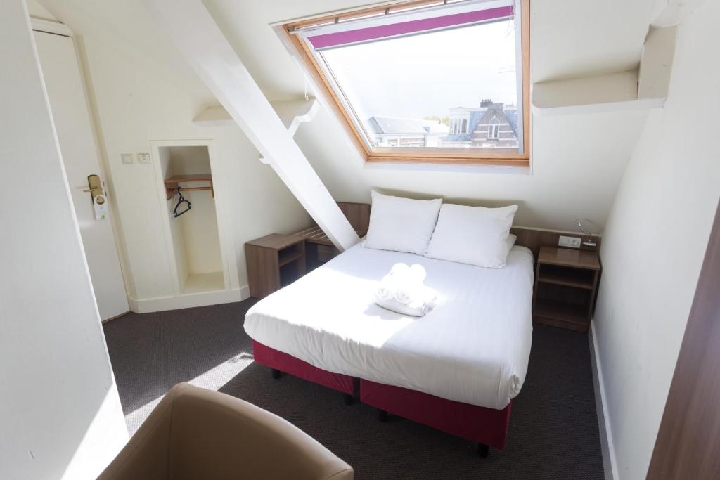 Двухместный (Улучшенный двухместный номер с 1 кроватью и ванной) отеля Hotel Park Plantage, Амстердам