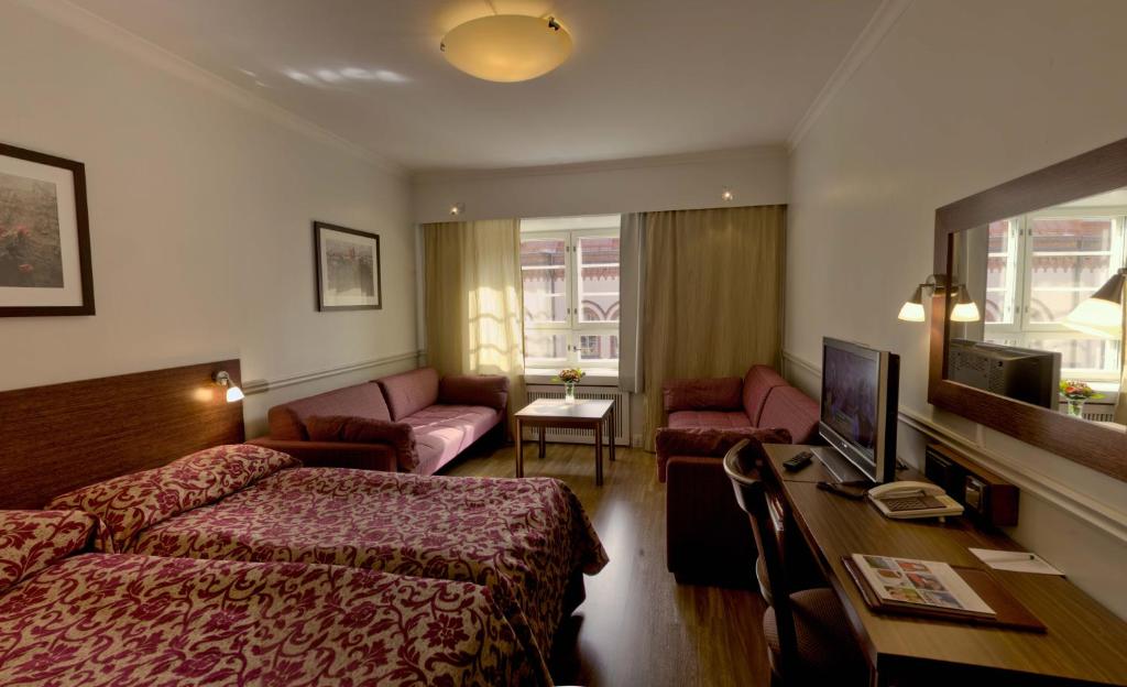 Двухместный (Двухместный номер «Комфорт» с 2 отдельными кроватями) отеля Hotel Anna, Хельсинки