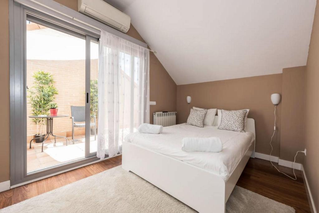 Двухместный (Двухместный номер с 1 кроватью и террасой) гостевого дома Casa Nordia, Мадрид