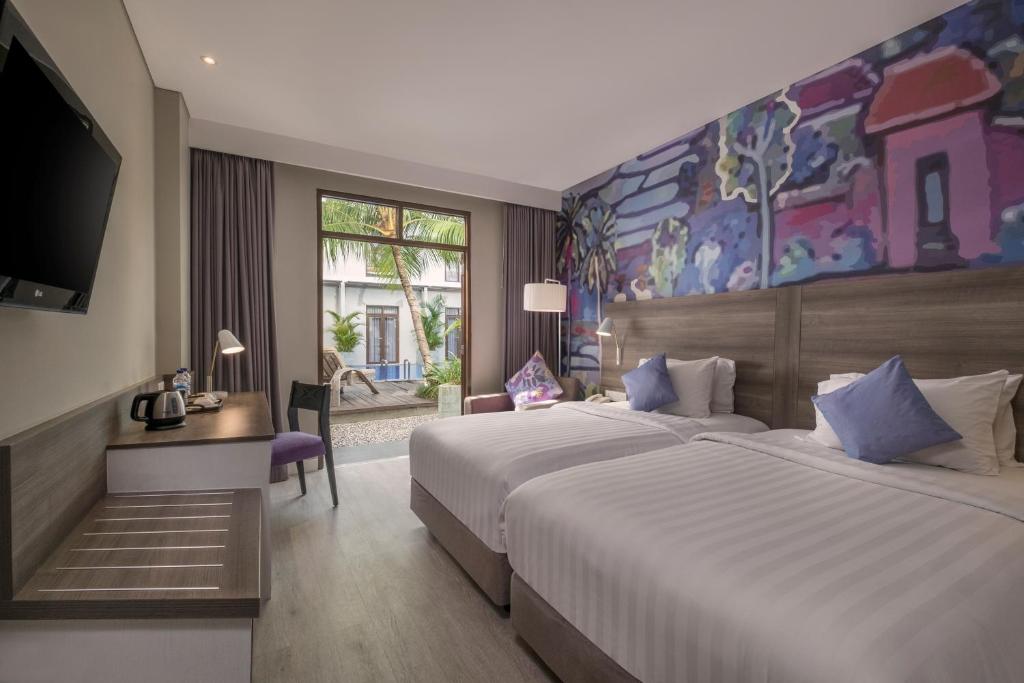 Двухместный (Двухместный номер Делюкс с 2 отдельными кроватями и доступом к бассейну) отеля Wyndham Garden Kuta Beach Bali, Кута