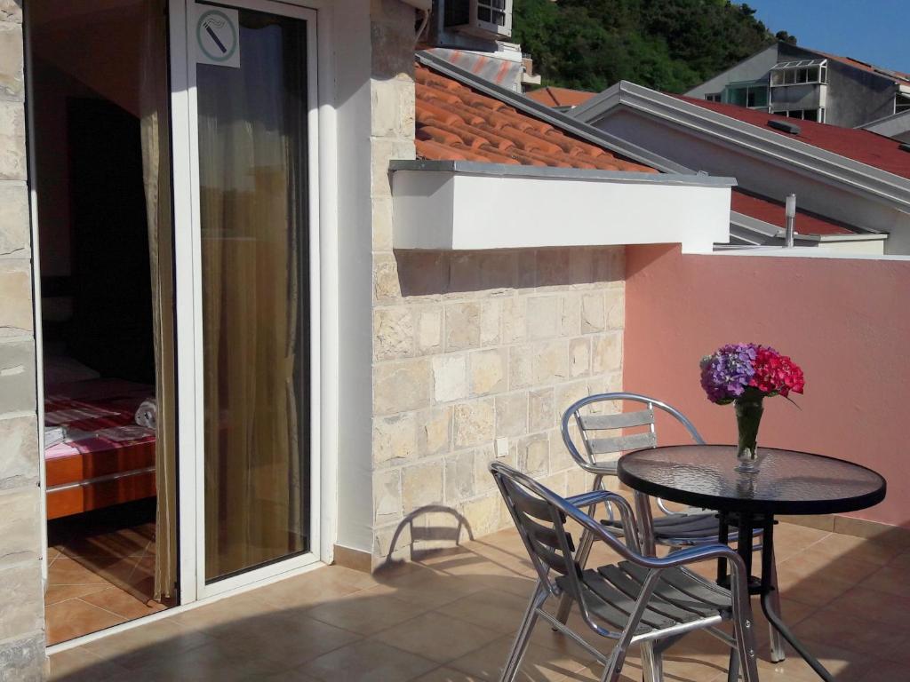 Двухместный (Двухместный люкс с 1 кроватью, балконом и видом на море), Garni Hotel Koral