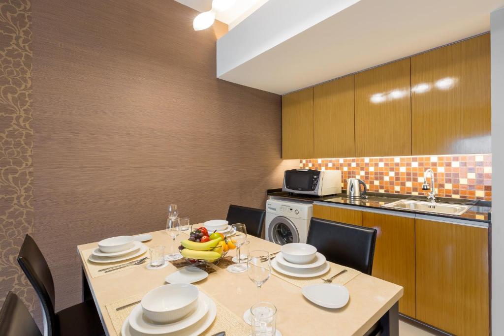 Сьюит (Представительский люкс), Отель Rompo Mansion Bangkok