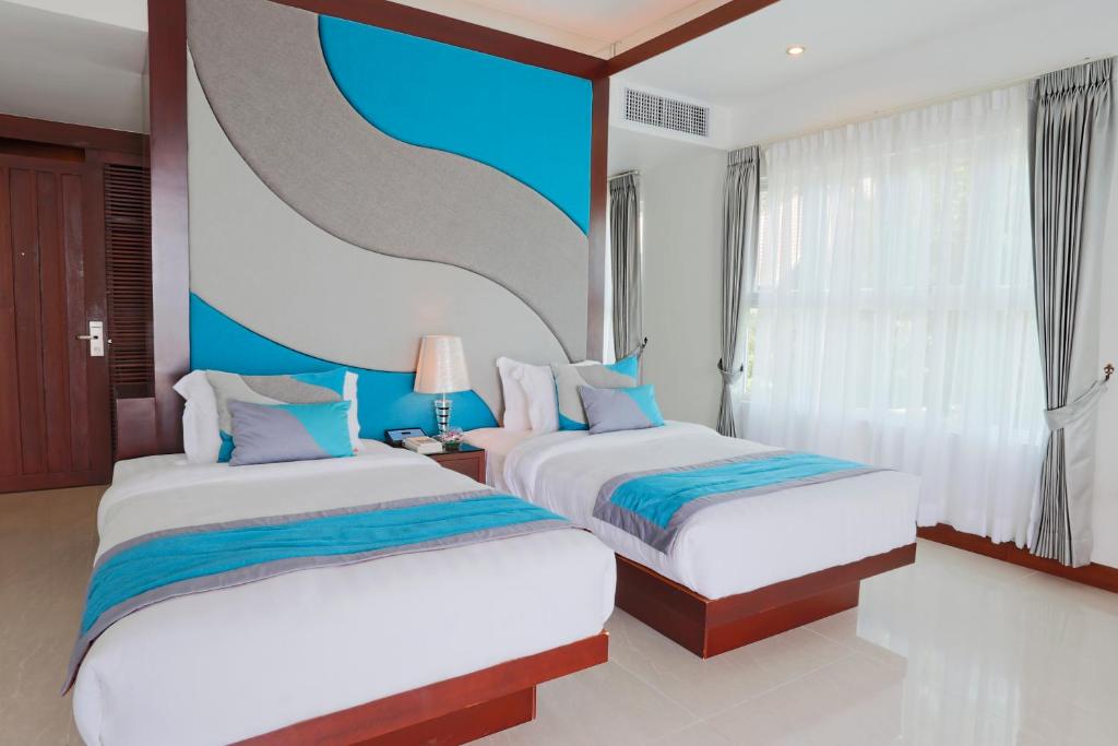 Вилла (Вилла с 2 спальнями и собственным бассейном) отеля Independence Hotel Resort & Spa, Сиануквиль