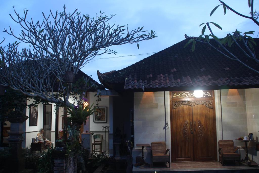 Двухместный (Двухместный номер Делюкс с 1 кроватью и балконом), Ubud Rooms B&B