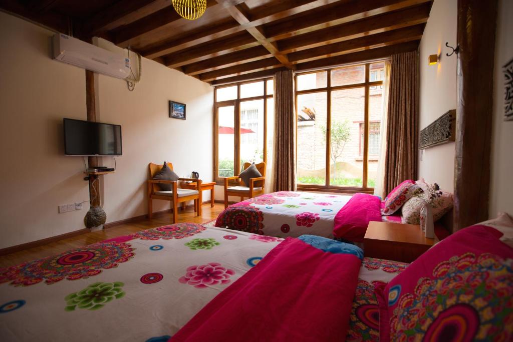 Семейный (Улучшенный семейный номер) гостевого дома Shangri-La Namcha Bhawa Inn, Шангри-Ла (Тибет)