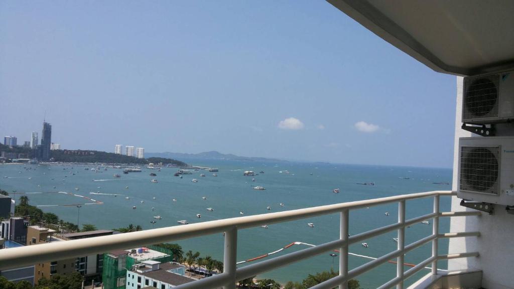 Апартаменты (Апартаменты с 1 спальней), View Talay 6 Pattaya Beach Condominium by Honey