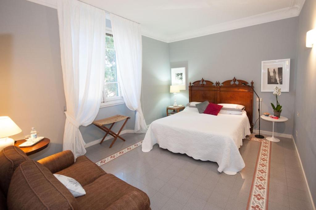 Двухместный (Двухместный номер с 1 кроватью и собственной ванной комнатой) отеля Fiorenza B&B, Флоренция