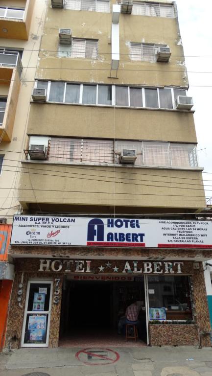 Отель Hotel Albert, Тустла-Гутьеррес