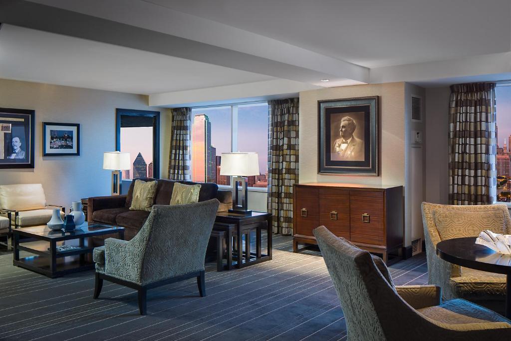 Сьюит (Sky Suites), Hyatt Regency Dallas