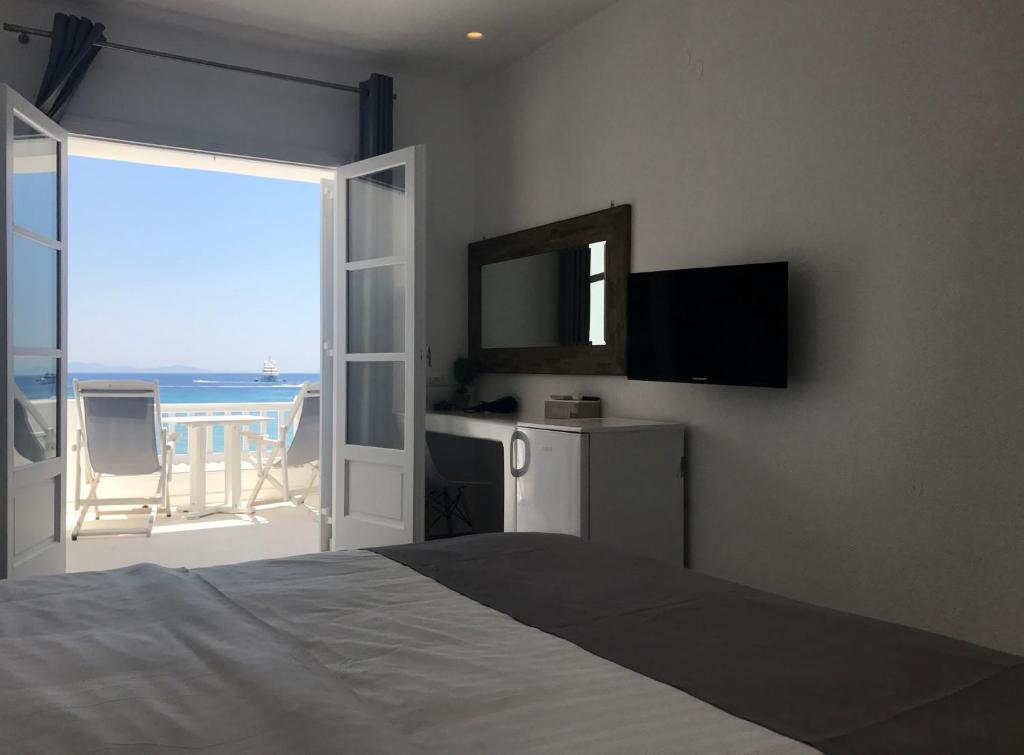Двухместный (Двухместный номер Делюкс с 1 кроватью и видом на море) отеля Acrogiali Hotel, Платис Ялос, Эгейские острова