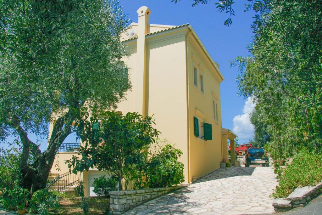 Вилла (Вилла с 3 спальнями), Villa Spyros with terrace