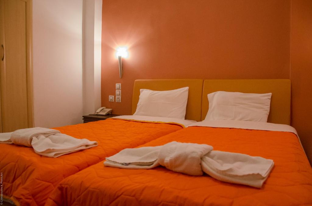Двухместный (Стандартный двухместный номер с 1 кроватью или 2 отдельными кроватями и балконом) отеля Palmyra Hotel, Нидри