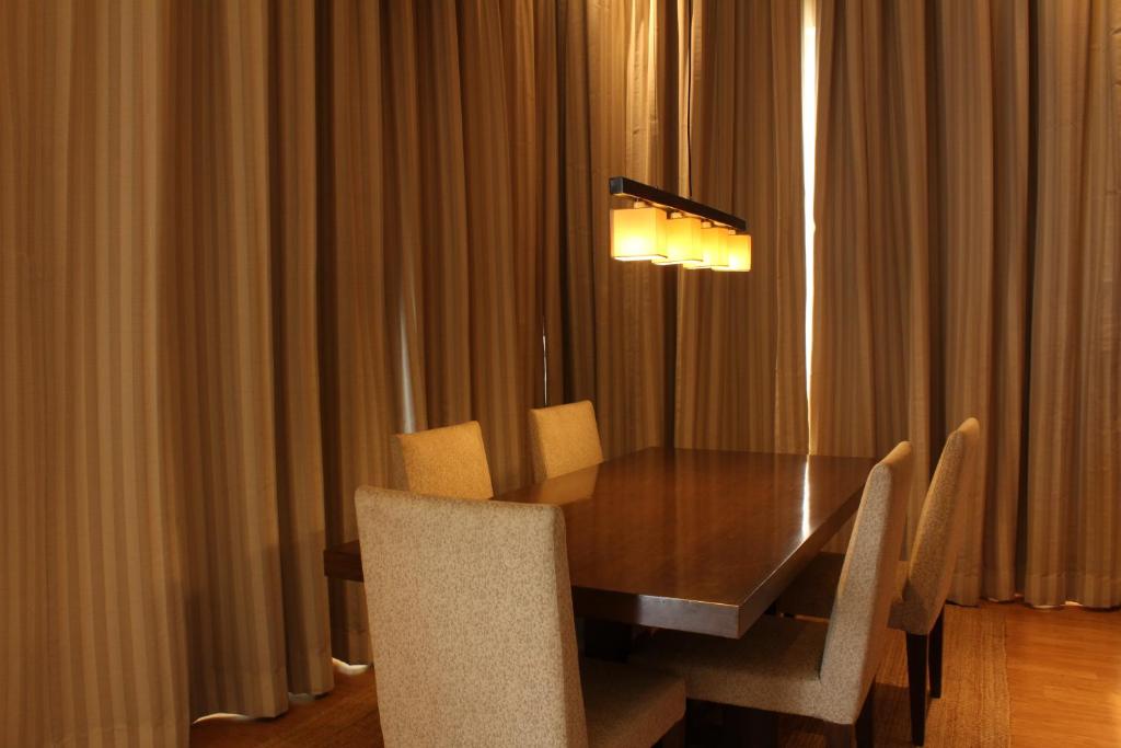 Сьюит (Hyatt Executive Suite - 25% Discount on Spa, Food & Beverages), Hyatt Hyderabad Gachibowli