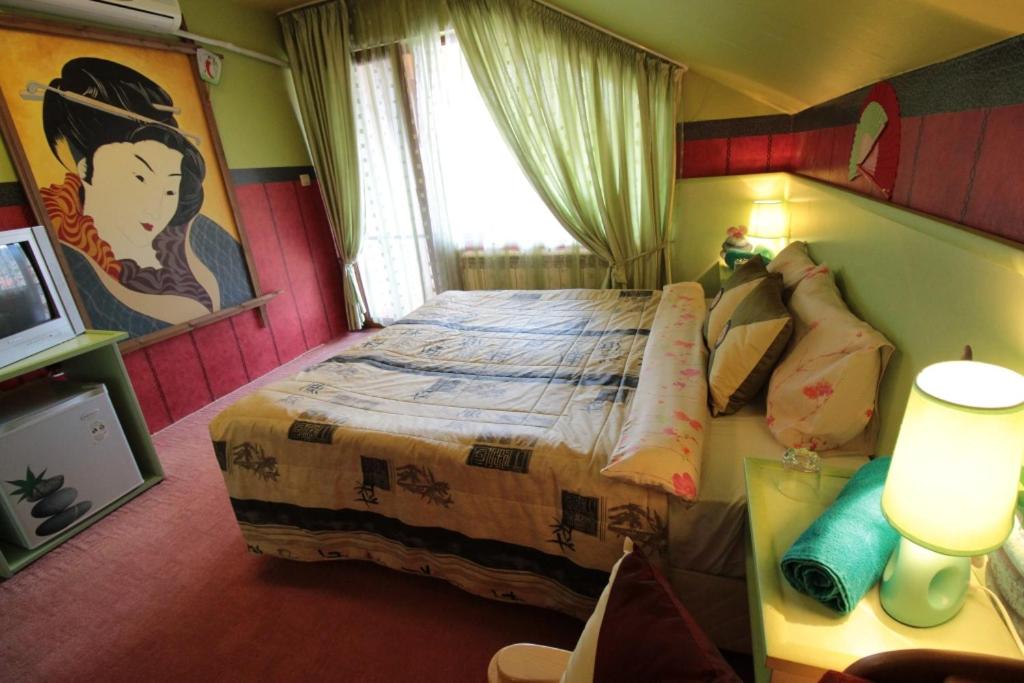 Двухместный (Двухместный номер Делюкс с 1 кроватью и балконом) гостевого дома Guest House Unika, Трявна