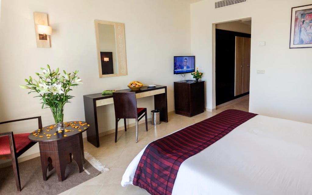 Одноместный (Улучшенный одноместный номер) курортного отеля Seabel Alhambra Beach Golf & Spa, Порт Эль-Кантауи