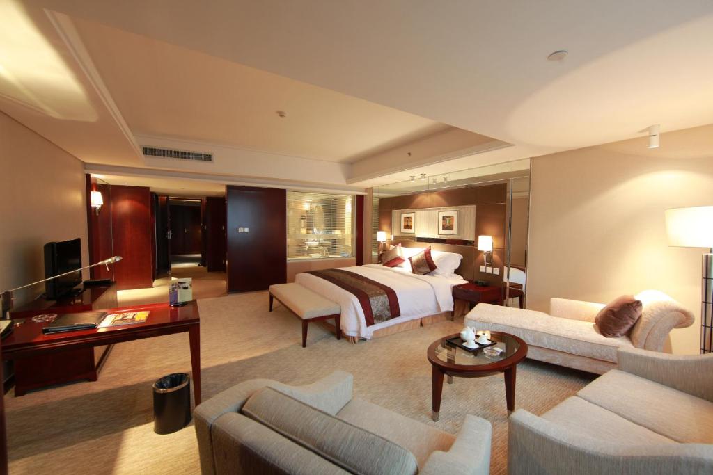 Двухместный (China Mainland Citizen Only-Deluxe Double Room) отеля Vision Hotel, Пекин