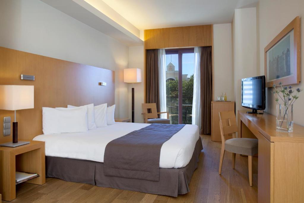Двухместный (Улучшенный двухместный номер с 1 кроватью) отеля Les Lazaristes Domotel, Салоники