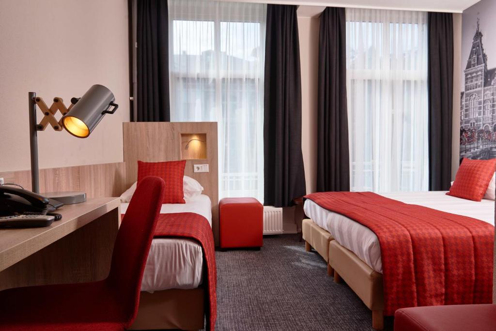 Трехместный (Трехместный номер) отеля Prinsenhotel, Амстердам